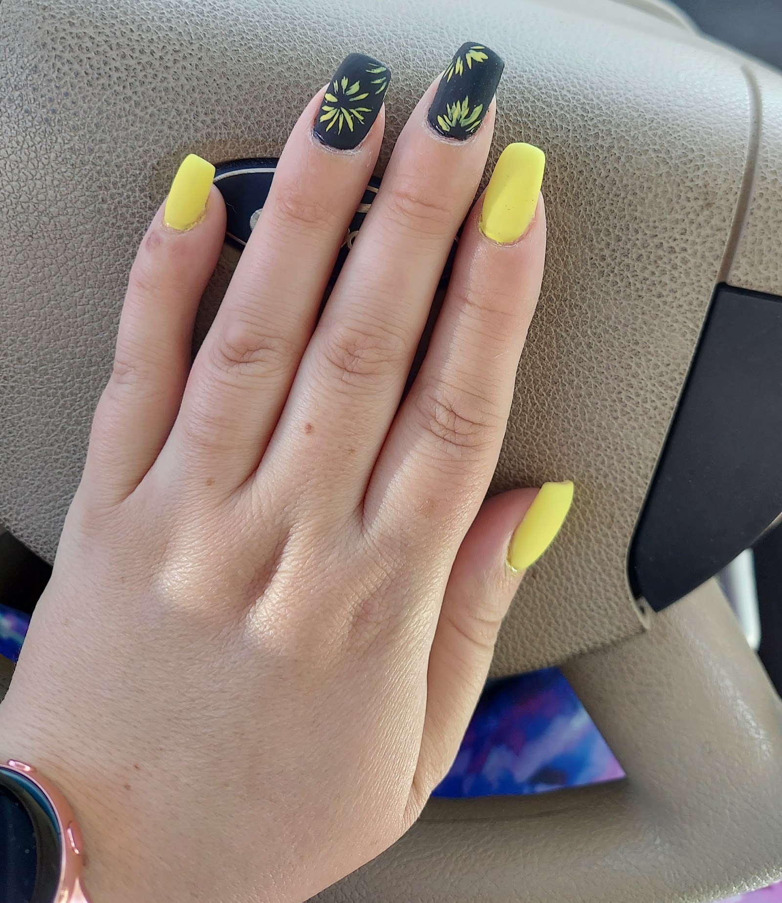 Nail Tech logo